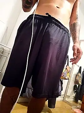 gruesoyde20cm online show from April 18, 2026, 8:42 pm