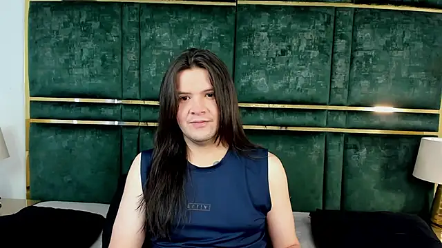 MatthewDavis  online show from May 15, 2026, 11:52 am