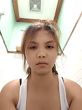 Snapshot of sweet_21_1 chatting on April 19, 2026, 8:44 pm sweet 21 1 online show from April 19, 2026, 8:44 pm