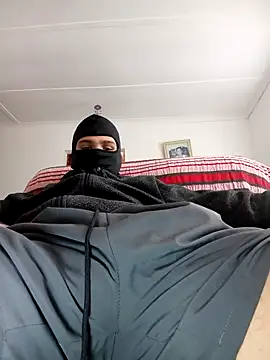 daddys home69 online show from April 16, 2026, 6:14 am