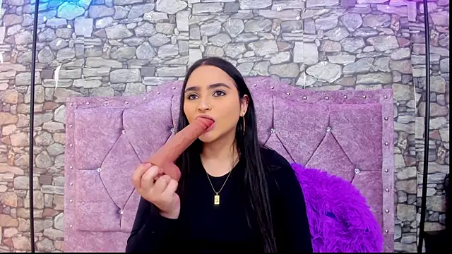 sweet  cherry1 online show from May 12, 2026, 6:58 pm