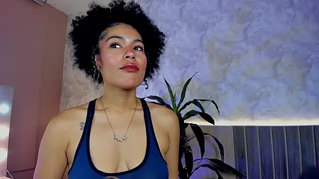 Snapshot of baddie_delaylaa chatting on April 16, 2026, 7:03 pm baddie delaylaa online show from April 16, 2026, 7:03 pm
