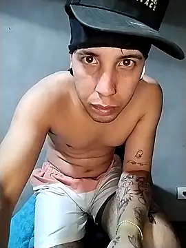 Snapshot of Hades_24 chatting on March 30, 2026, 4:14 am Hades 24 online show from March 30, 2026, 4:14 am