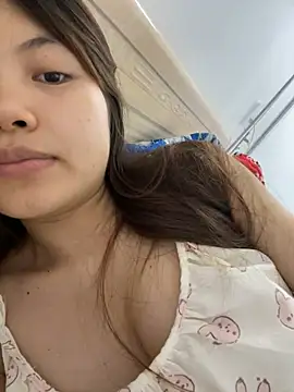 -Vaci- online show from April 6, 2026, 1:45 pm