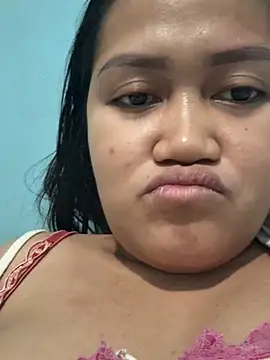 Snapshot of Wild_flower69 chatting on July 10, 2026, 11:32 am Wild flower69 online show from July 10, 2026, 11:32 am