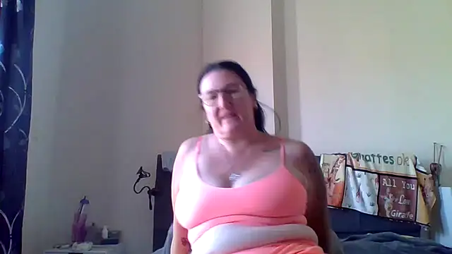 Flirty Siennax online show from June 15, 2026, 8:25 am