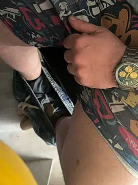 Snapshot of Neo60682 chatting on March 31, 2026, 10:39 am Neo60682 online show from March 31, 2026, 10:39 am