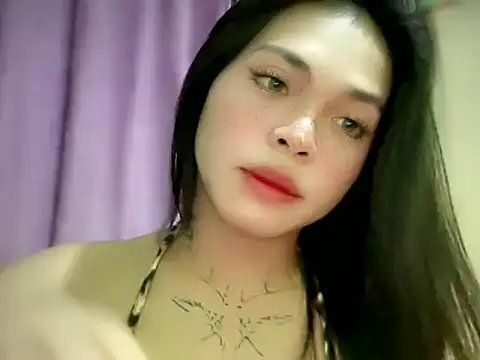Snapshot of petite_angelx chatting on May 11, 2026, 4:04 pm petite angelx online show from May 11, 2026, 4:04 pm