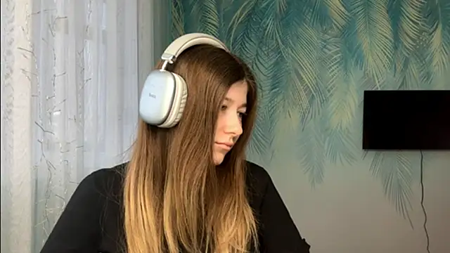 Kate Jomallona online show from March 29, 2026, 11:45 am