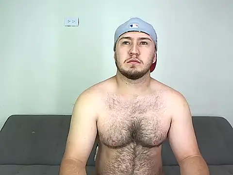 Blake Wolf1 online show from May 13, 2026, 12:23 pm