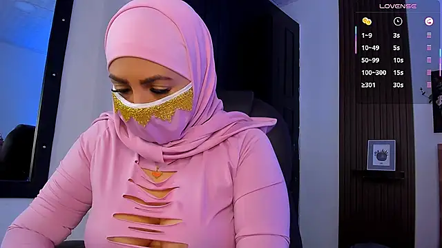 Nailea   online show from April 8, 2026, 1:40 am