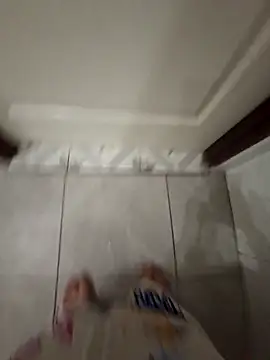 karoxkic online show from April 6, 2026, 3:24 am