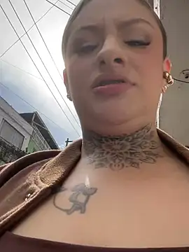 Snapshot of Eliee--Roth chatting on March 31, 2026, 8:00 pm Eliee--Roth online show from March 31, 2026, 8:00 pm