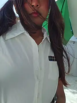 Pretty karol online show from July 11, 2026, 2:28 pm