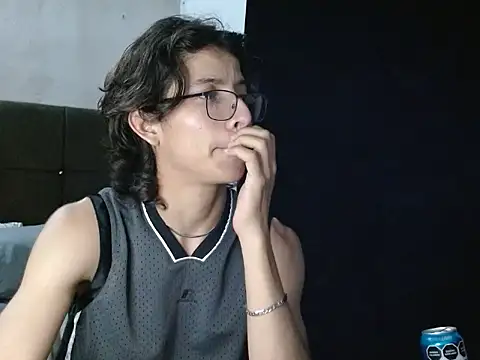 VazacGaming online show from April 22, 2026, 3:02 am