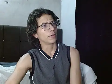 VazacGaming online show from April 22, 2026, 3:08 pm