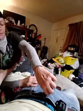 Snapshot of BloStacks1 chatting on March 29, 2026, 5:20 am BloStacks1 online show from March 29, 2026, 5:20 am