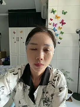 Snapshot of yuanpu0925 chatting on April 7, 2026, 12:45 am yuanpu0925 online show from April 7, 2026, 12:45 am