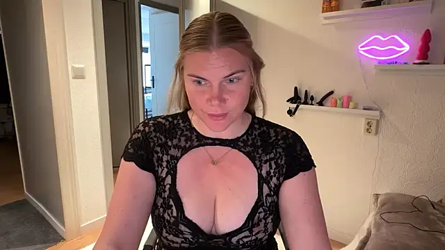SexyBlondJoanna-Exclusief online show from May 16, 2026, 10:25 am