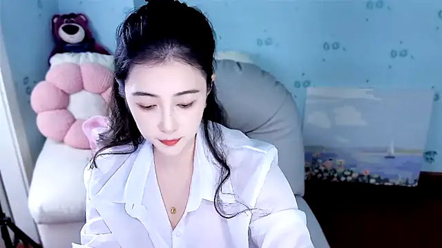 Snapshot of summer_uu chatting on June 19, 2026, 2:34 pm summer uu online show from June 19, 2026, 2:34 pm