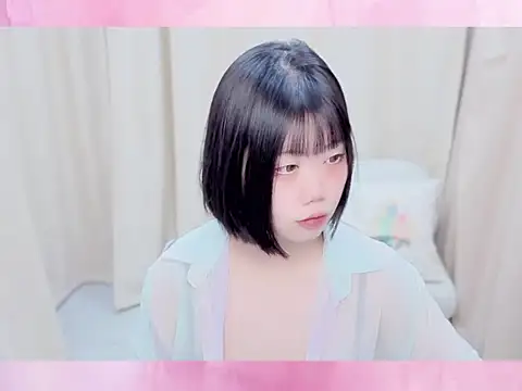 Snapshot of MiMi-smallmimi chatting on June 23, 2026, 3:32 pm MiMi-smallmimi online show from June 23, 2026, 3:32 pm