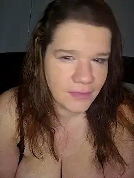 curvystachel42 online show from April 19, 2026, 9:32 am