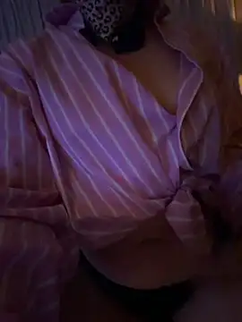 NaughtyMonique online show from April 5, 2026, 3:02 am