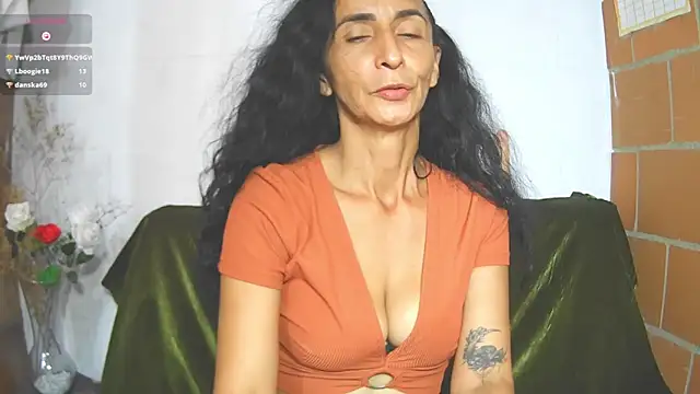 SamanttaLopez online show from May 31, 2026, 6:09 pm