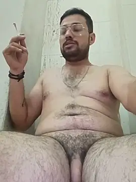 herochoclateboy online show from May 14, 2026, 4:15 pm