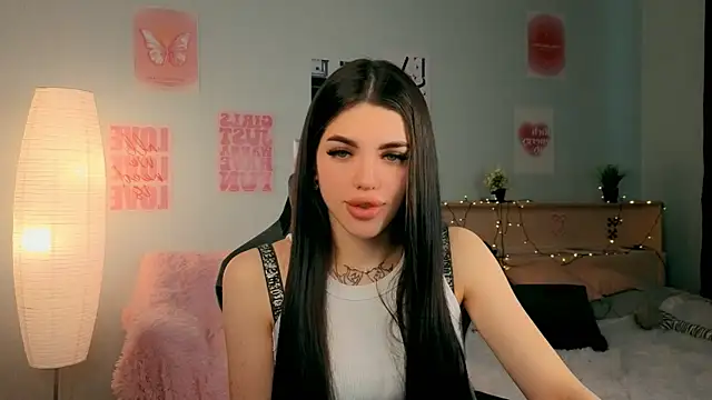 Snapshot of molly_rettyy chatting on April 7, 2026, 4:14 am molly rettyy online show from April 7, 2026, 4:14 am