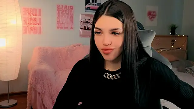 Snapshot of molly_rettyy chatting on April 19, 2026, 4:35 am molly rettyy online show from April 19, 2026, 4:35 am