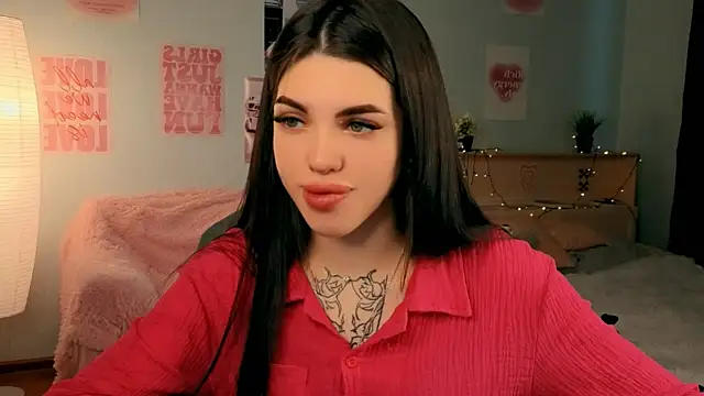 Snapshot of molly_rettyy chatting on April 25, 2026, 3:53 am molly rettyy online show from April 25, 2026, 3:53 am