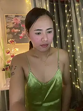  Flirtyprincess  online show from June 19, 2026, 5:24 am
