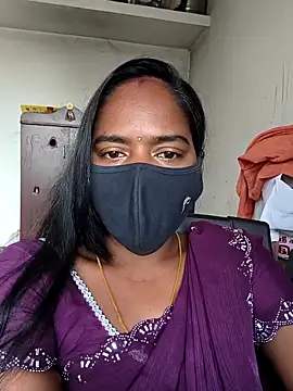 Snapshot of Tamil_Sangeetha chatting on April 21, 2026, 1:42 am Tamil Sangeetha online show from April 21, 2026, 1:42 am