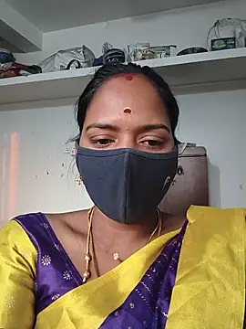 Snapshot of Tamil_Sangeetha chatting on May 22, 2026, 12:41 am Tamil Sangeetha online show from May 22, 2026, 12:41 am