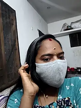 Snapshot of Tamil_Sangeetha chatting on May 7, 2026, 12:04 am Tamil Sangeetha online show from May 7, 2026, 12:04 am