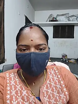 Snapshot of Tamil_Sangeetha chatting on June 9, 2026, 11:39 pm Tamil Sangeetha online show from June 9, 2026, 11:39 pm