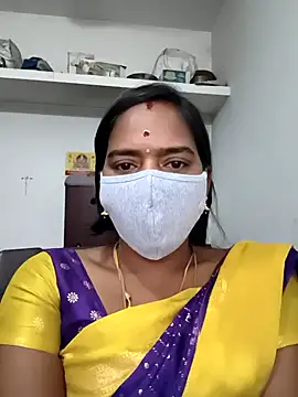 Snapshot of Tamil_Sangeetha chatting on May 5, 2026, 12:57 am Tamil Sangeetha online show from May 5, 2026, 12:57 am