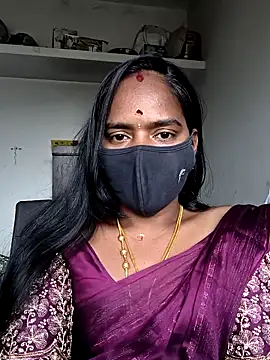Snapshot of Tamil_Sangeetha chatting on April 18, 2026, 4:59 am Tamil Sangeetha online show from April 18, 2026, 4:59 am