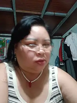 Snapshot of Monglan-c chatting on June 24, 2026, 6:45 am Monglan-c online show from June 24, 2026, 6:45 am