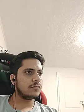 Snapshot of Mr_eyepach69 chatting on March 29, 2026, 7:04 pm Mr eyepach69 online show from March 29, 2026, 7:04 pm