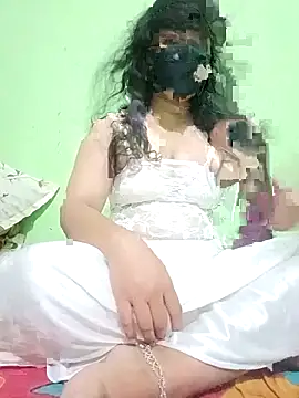 Snapshot of Dola_mone chatting on March 29, 2026, 1:02 pm Dola mone online show from March 29, 2026, 1:02 pm