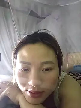 Snapshot of -Tipo- chatting on April 3, 2026, 6:14 pm -Tipo- online show from April 3, 2026, 6:14 pm