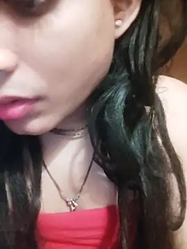 Snapshot of SweetTsAngel chatting on May 15, 2026, 8:29 pm SweetTsAngel online show from May 15, 2026, 8:29 pm