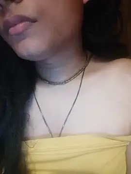 Snapshot of SweetTsAngel chatting on May 25, 2026, 7:34 pm SweetTsAngel online show from May 25, 2026, 7:34 pm