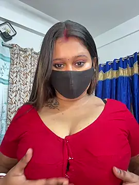 Sweet-Ellina online show from May 13, 2026, 6:09 am
