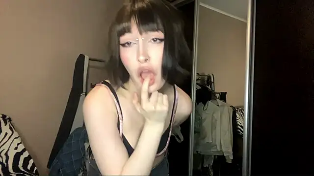 Snapshot of NewYorkAlt chatting on March 30, 2026, 9:05 pm NewYorkAlt online show from March 30, 2026, 9:05 pm