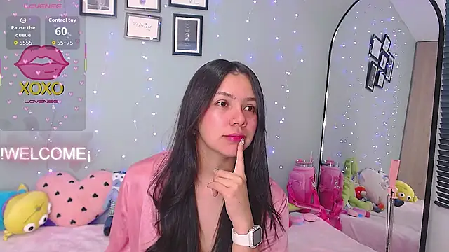 Snapshot of MissDulceRose chatting on May 9, 2026, 2:04 am MissDulceRose online show from May 9, 2026, 2:04 am