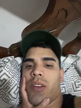 Josehjr online show from April 18, 2026, 10:54 pm