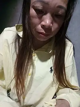 Vily-lonely online show from May 16, 2026, 11:37 pm